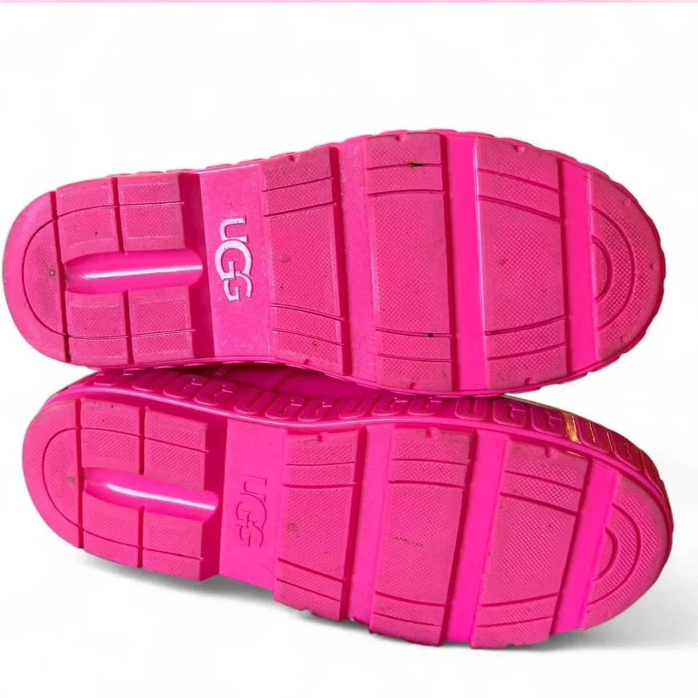 UGG Bright pink shearling ankle rain boots - Picture 7 of 7